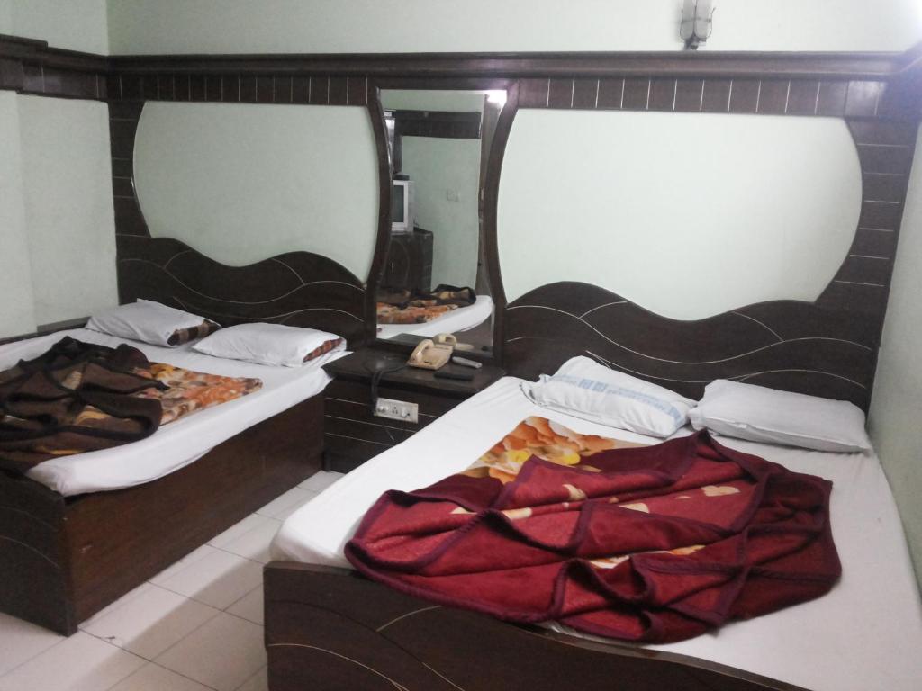Hotel Neha Inn New Delhi Phòng bức ảnh